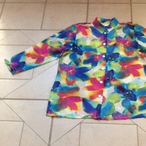 BROWNSTONE STUDIO Floral Shirt.    Sz L